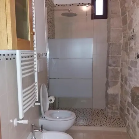 לינה וארוחת בוקר La Chianca